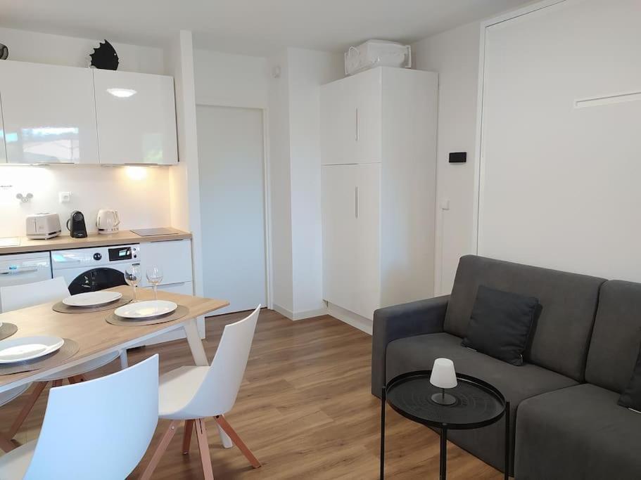Ideal Saint Raphael Piscine Clim Parking Apartman Kültér fotó